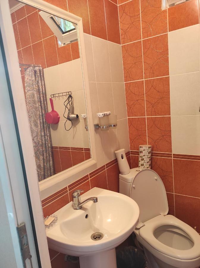 Гостевой Дом Лума Hotel Soechoemi Buitenkant foto
