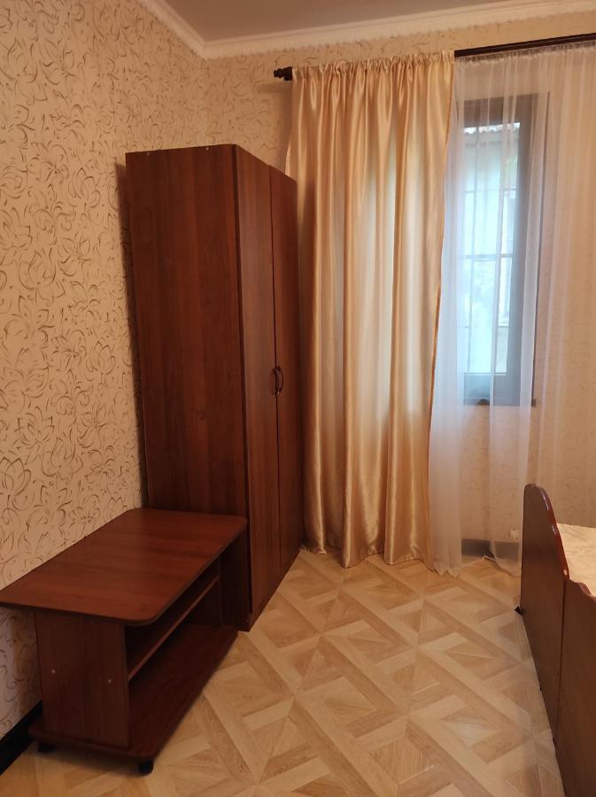 Гостевой Дом Лума Hotel Soechoemi Buitenkant foto